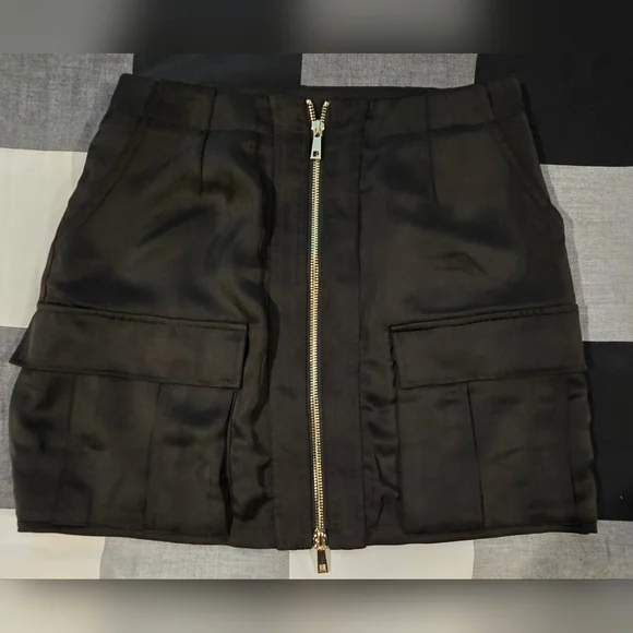 Melrose With Love Silky Skirt - Picture 1 of 8